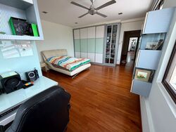 Phillips Avenue (D19), Semi-Detached #573036181